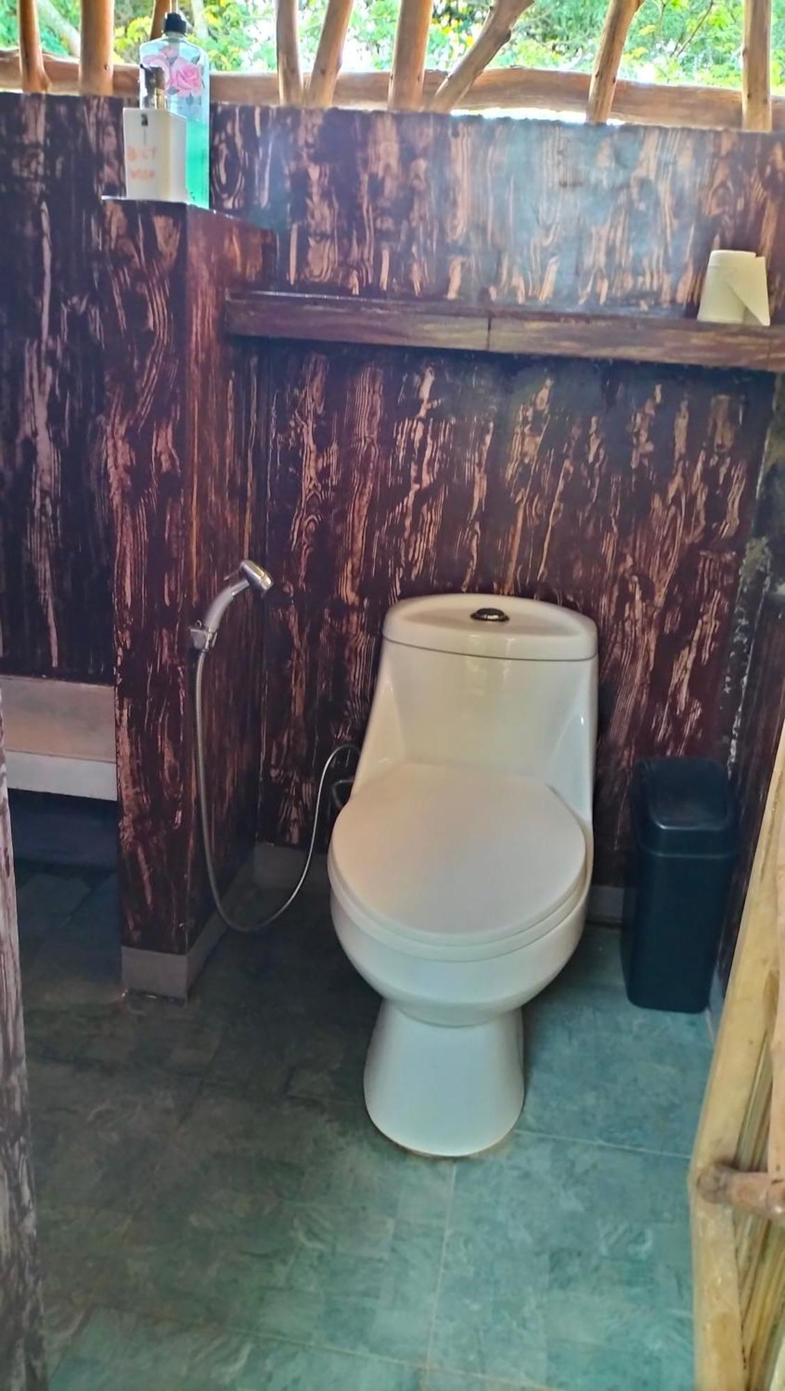 Erlittop Nature Lodge 엘니도 외부 사진